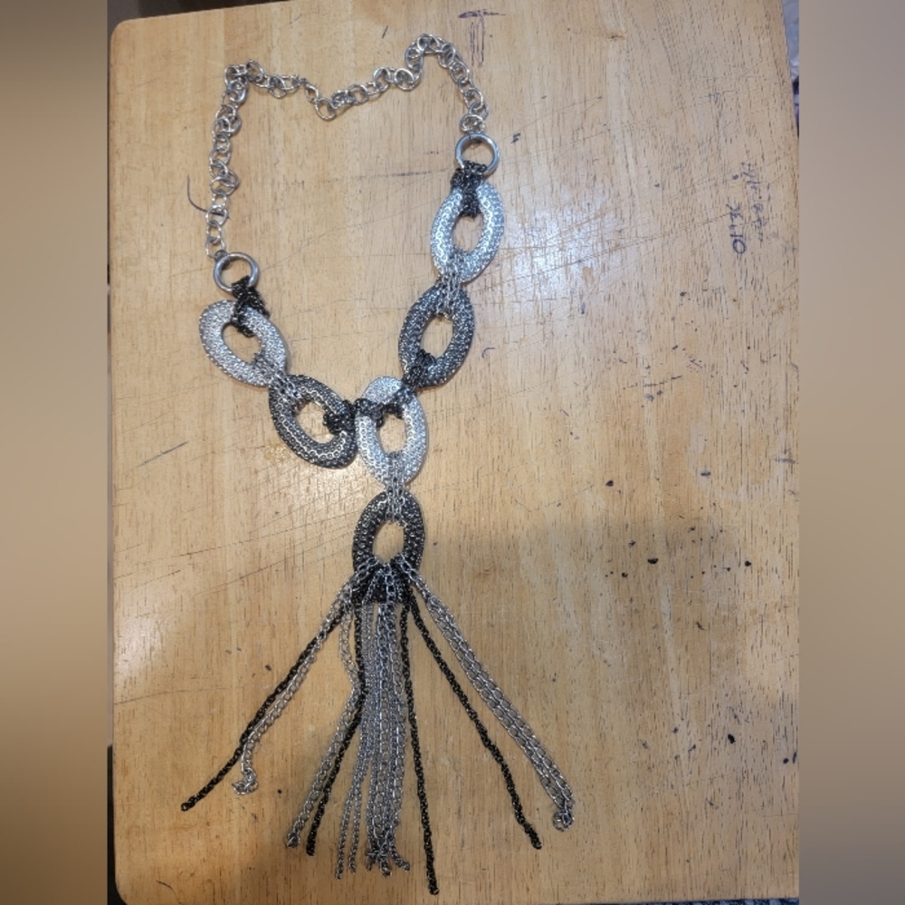 *Ashley Stewart * Woman necklace